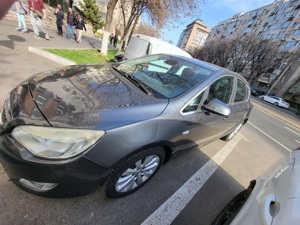 Opel Astra J 1.6 Turbo - imagine 3 Opel Astra J 1.6 Turbo - imagine 3