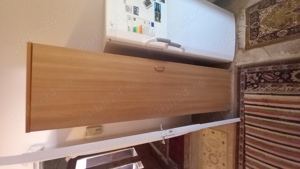 Vand dulap cu 1 usa, stare f buna, cu 1 etajera interior,spațiu și pt umerașe,culoare deschisa natur