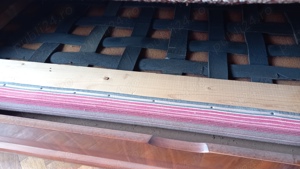 Vand o canapea extensibila de 2 locuri, din material textil, în stare foarte buna, ca noua,în Mures - imagine 3