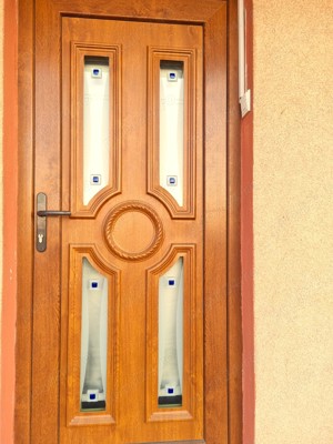 Casa de exceptie, cu 3 niveluri , garaj, cel mai bun pret de pe piata - imagine 2