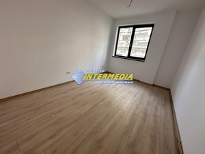 De vanzare apartament cu 2 camere Bloc Nou finisat la cheie - imagine 2