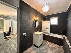 Vila de vânzare în Palazu Mare, Constanța   Proprietate spațioasă într-o zonă liniștită - imagine 6