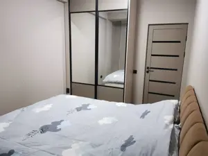 Garosniera de inchirat in zona 13 Decembrie