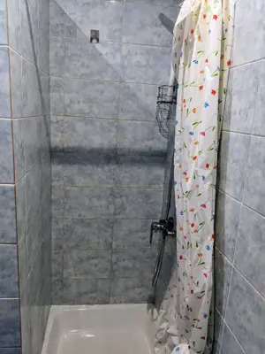 Garsoniera in zona Tractorul - imagine 4