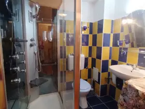 Apartament Sinaia la 5 minute de centru - imagine 3