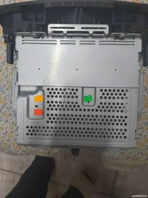 Vând Radio original, Mazda3, an 2010