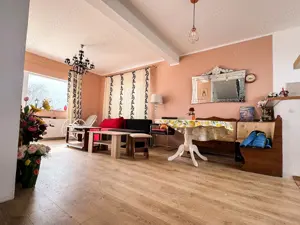 Vand schimb cu ap individuala P+1+pod cu incalzire pe gaz, Dumitrana Magurele la pret de apartament  - imagine 8