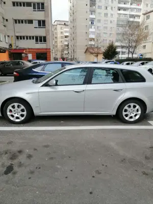 Alfa Romeo, 1.9 JTS Benzina, Comfort & Siguranta & Stil