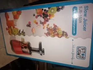 Vând storcator de fructe. Folosit o singura data  - imagine 2