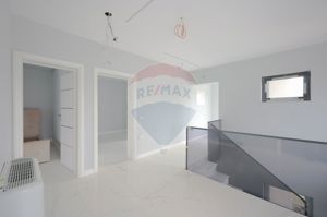 Apart Hotel - Pensiune, 18 Camere, Băile Felix, 1 Mai, Vânzare - imagine 4