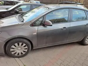 Vand Opel Astra  P-J Notchback.