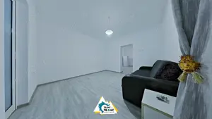 Apartament Ultracentral cu 2 Camere, Renovat, într-o Clădire Istorică - imagine 3
