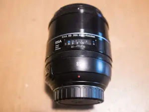 Obiectiv Samsung NX 85mm 1.4