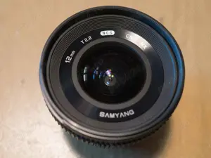 Samyang 12mm f2, montura Samsung NX