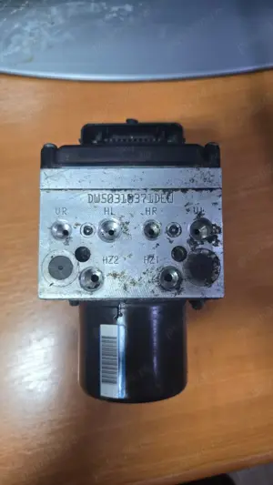 Pompa ABS volkswagen passat B7/CC - imagine 2