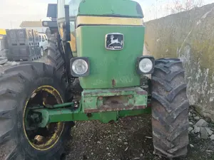 Tractor John Deere 3040 cu incarcator frontal - imagine 3
