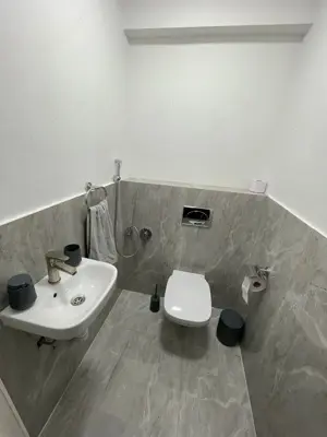 Apartament cu 3 camere de inchiriat in zoan Tractorul - imagine 6