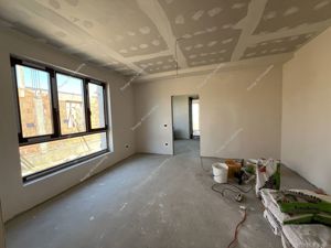 Duplex despartit prin Camera Tehnica | 5 Camere | Giroc-Brasserie - imagine 2