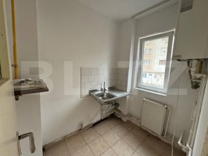 Garsonieră de vanzare, 27 mp, zona Micro 15 - imagine 2