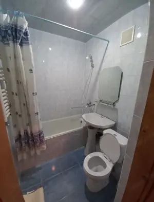 De inchiriat garsoniera Coresi