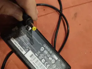 incarcator laptop HP DC359A 18.5V 3.5A 65w cu mufa rotunda subtire - imagine 2