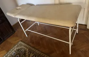 Masa masaj fixa, cu piele ecologica cu picioare metalice