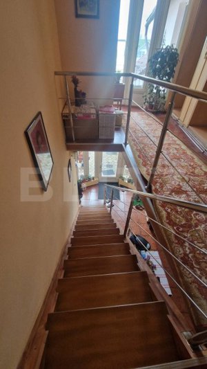 Casa in Centru Civic 4 camere , D +P+ E , PLUS SPATIU COMERCIAL  - imagine 7