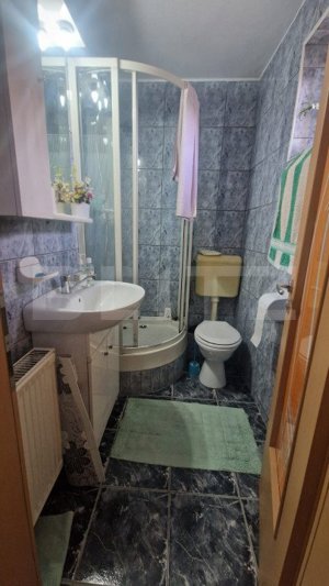 Casa in Centru Civic 4 camere , D +P+ E , PLUS SPATIU COMERCIAL  - imagine 6