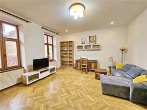 Apartament in casa cu gradina proprie in Centrul Istoric - imagine 9