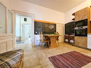 Apartament in casa cu gradina proprie in Centrul Istoric - imagine 15