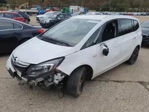 Dezmembrez / dezmembrari piese auto Opel Zafira C an 2013 motor A20DTH 262.452km cutie F40 6+1 trept - imagine 4