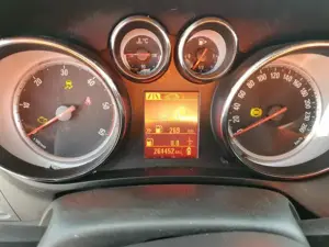 Dezmembrez / dezmembrari piese auto Opel Zafira C an 2013 motor A20DTH 262.452km cutie F40 6+1 trept - imagine 2