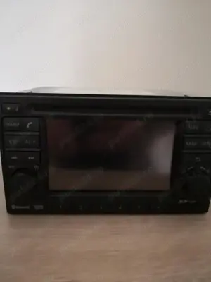 Navigatie originala Nissan Qashqai J1 