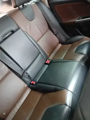 SUV Volvo xc60 Model 2015 - imagine 10