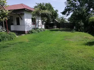 Casă de vânzare cu teren mare în satul Bolovani, 45km București - imagine 3