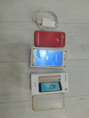 Vând Xiaomi Mi A1