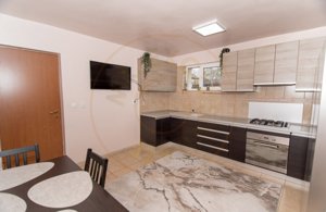 Casa spatioasa cu 6 camere si teren generos – Stefanesti - imagine 6