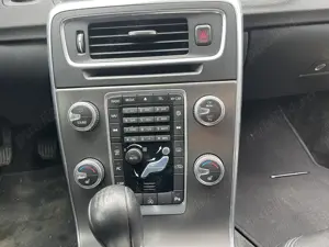 Vand VolvoV60  2015  - imagine 6