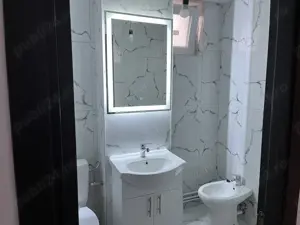 Proprietar, Vând Apartament cu 4 camere, Bulevardul Independenței - imagine 7