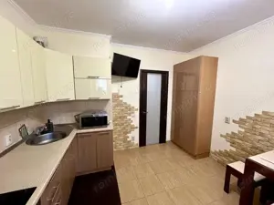 garsoniera de inchiriat zona Garii - imagine 6