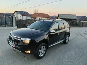 Dacia Duster 1.5 dCi Laureate 110 Cp euro 5,4WD,AC,geamuri el.,jenti aliaj,volan piele