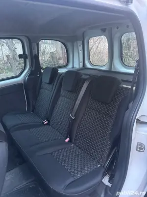 Vand Renault Kangoo,1,5 DCI , anul 2011,cinci locuri - imagine 4