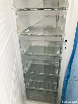 Vand congelator (lada frigorifica )Indesit cu 6 sertarede vanzare  - imagine 4