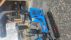 Miniescavator execut diferite lucrări  - imagine 2