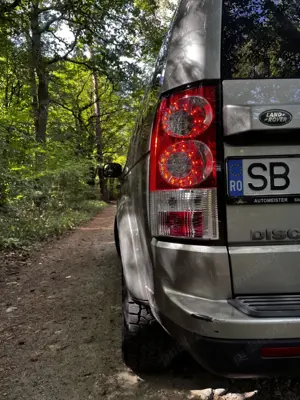 Land Rover Discovery 4  - imagine 5