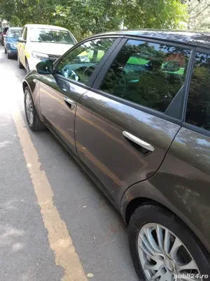 Vand Schimb cu ATV(minim 500 cc) ,Alfa Romeo 159 SW 2009  - imagine 9 Vand Schimb cu ATV(minim 500 cc) ,Alfa Romeo 159 SW 2009  - imagine 9