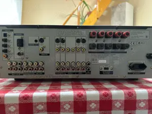 Vând amplituner integrat Sony 