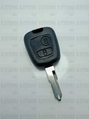 Carcasa cheie Citroen Peugeot 2 butoane cu lamela