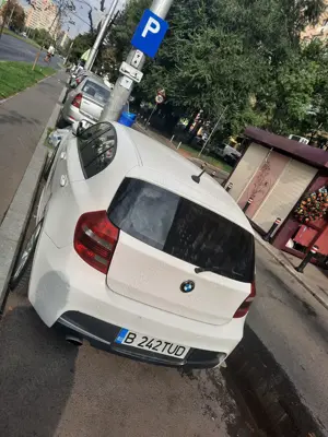 Vând sau schimb bmw e87 2011 - imagine 8