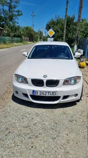 Vând sau schimb bmw e87 2011